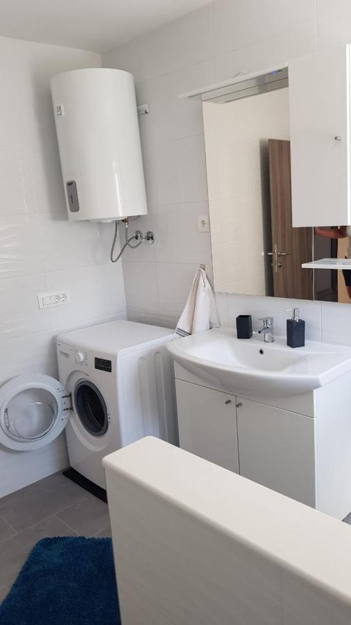 Apartman Luma Baška Voda Exterior foto